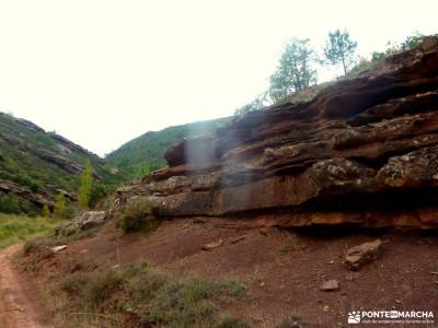 Valle de los Milagros-Cueva de la Hoz; rutas en cercedilla patones rutas viajes de navidad excursion